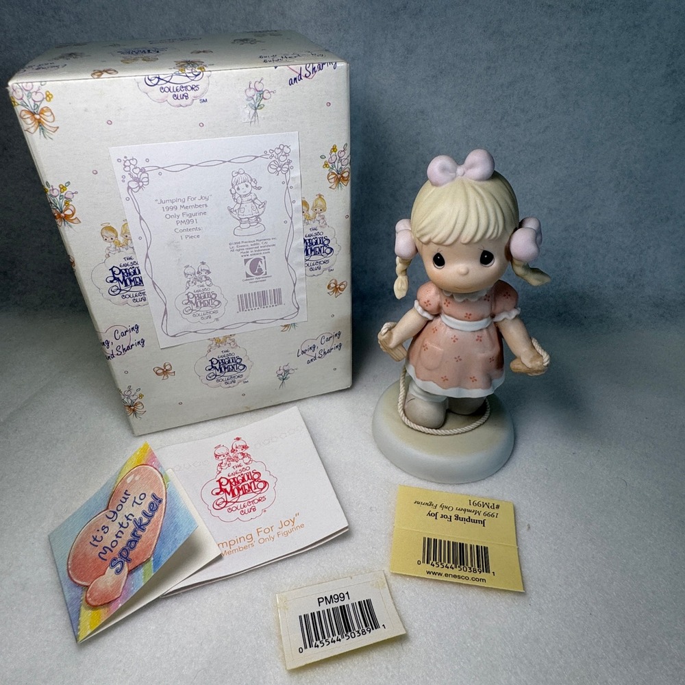Precious Moments Jumping For Joy 1999 Members Only Figurine PM991 Enesco Star